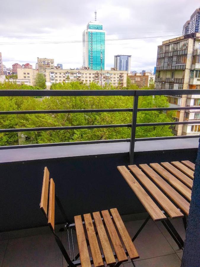 Perfect Apartments M Polytech, Ohmatdet, Parking Kiev Extérieur photo