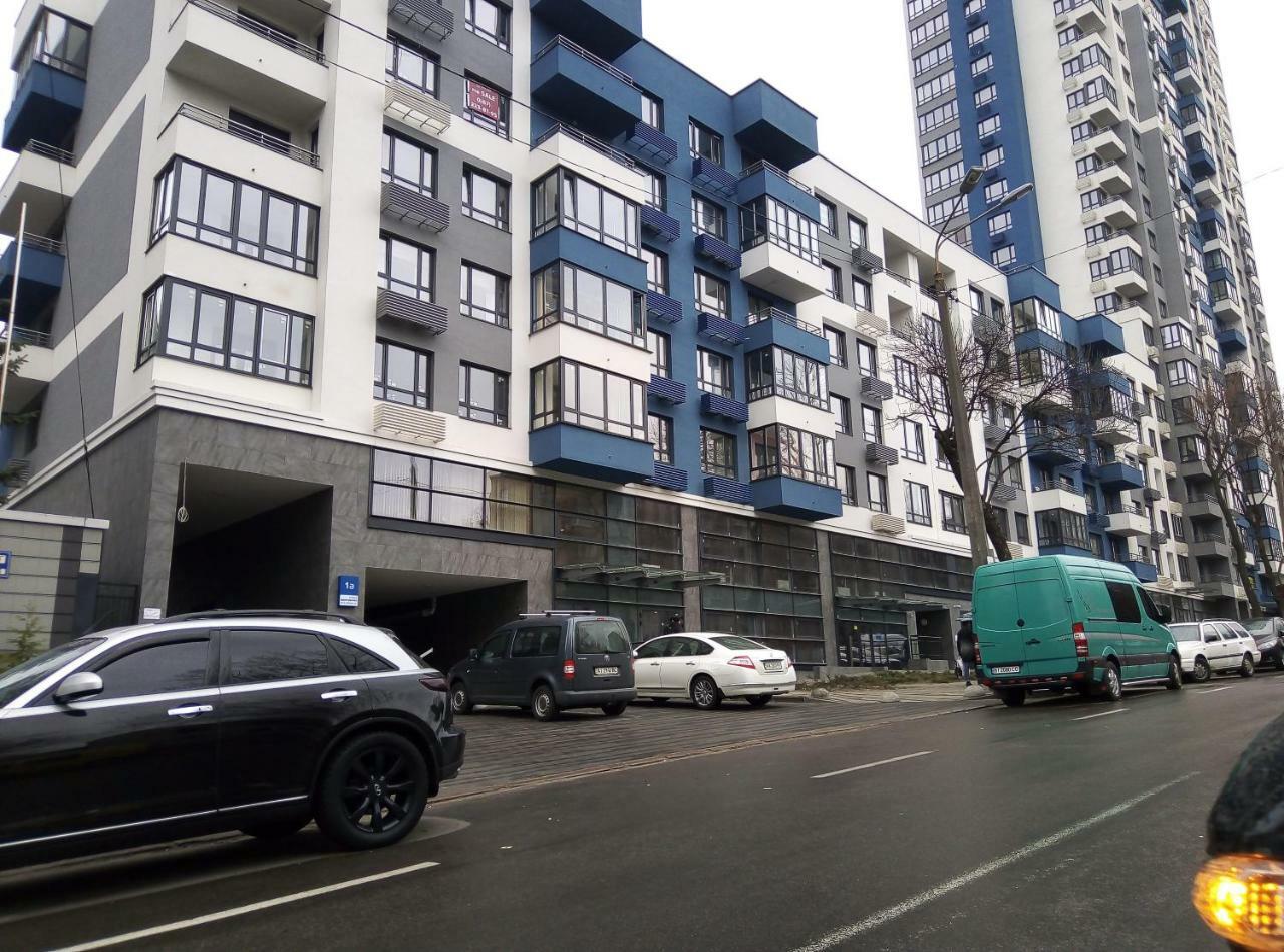 Perfect Apartments M Polytech, Ohmatdet, Parking Kiev Extérieur photo